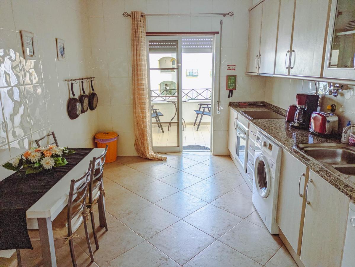 Two Bedroom Apartment - 110M2, Ac, Terrace, Wi-Fi Lagos Esterno foto