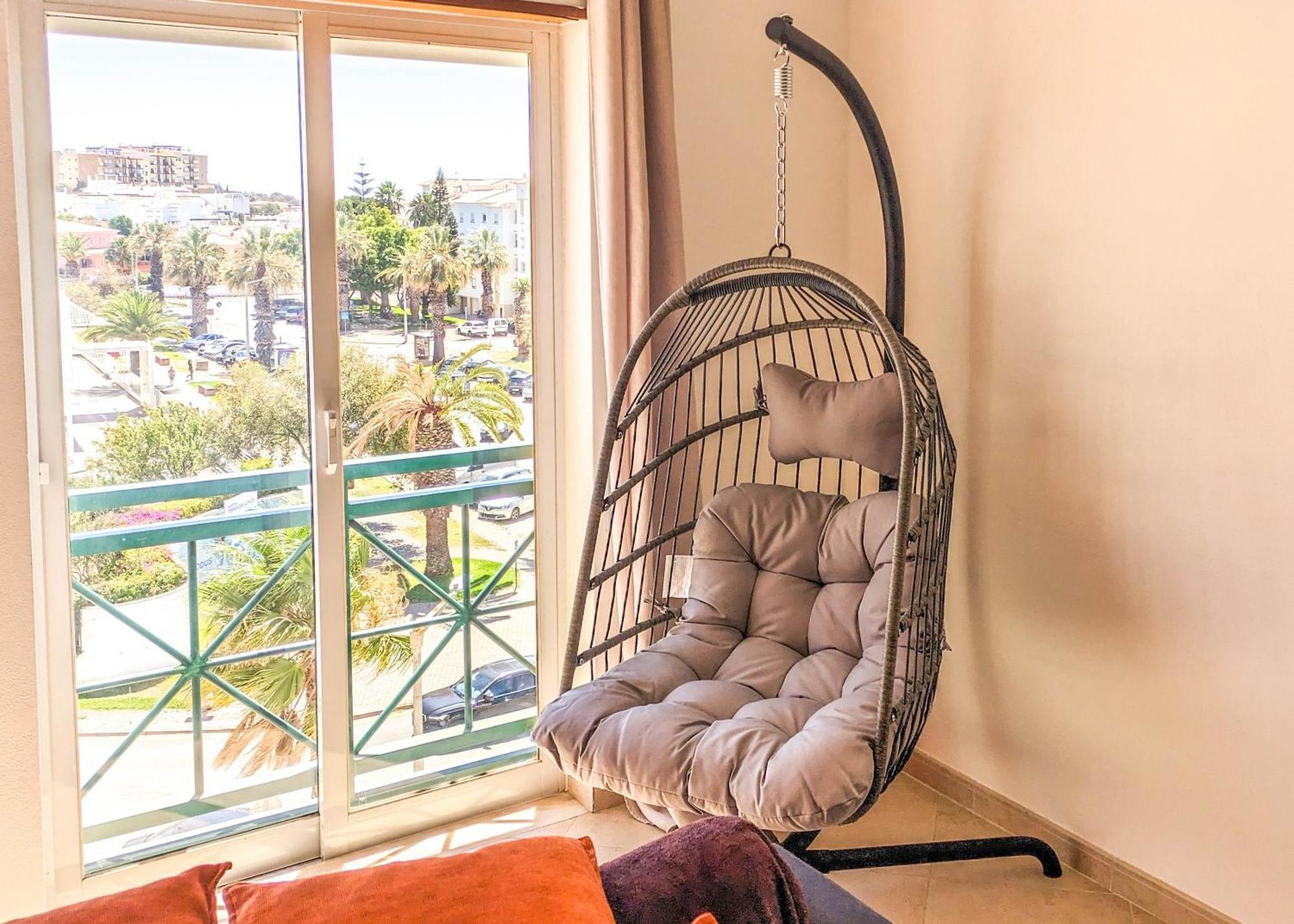Two Bedroom Apartment - 110M2, Ac, Terrace, Wi-Fi Lagos Esterno foto